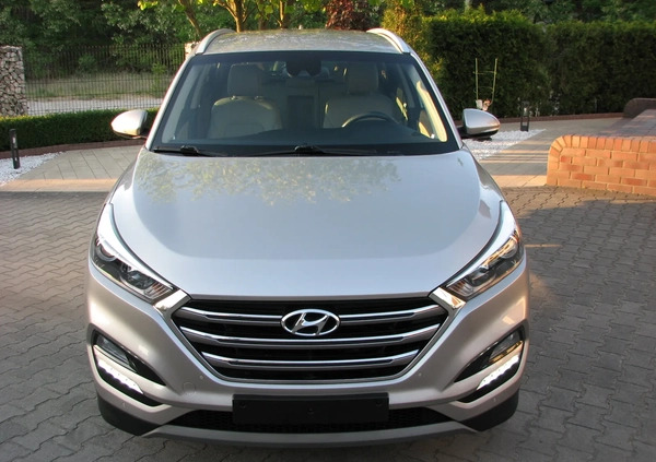 Hyundai Tucson cena 70900 przebieg: 162000, rok produkcji 2017 z Rawicz małe 667
